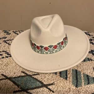 Felt fedora with hat band